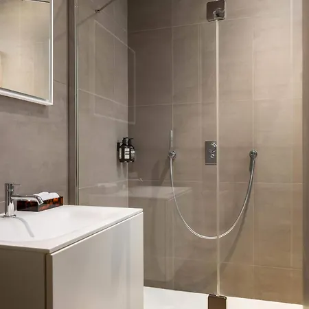 Champs Elysees Stylish Flat 2br 6ppl Daire Paris
