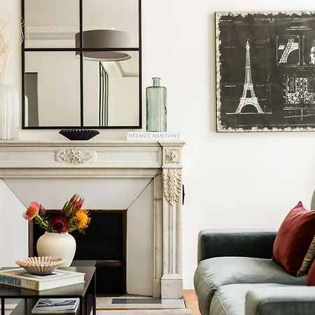 Champs Elysees Stylish Flat 2br 6ppl *