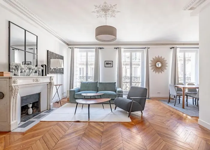 Апартаменты Champs Elysees Stylish Flat 2br 6ppl Париж