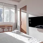 公寓 Champs Elysees Stylish Flat 2br 6ppl