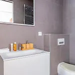 Champs Elysees Stylish Flat 2br 6ppl 公寓