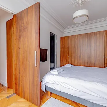 公寓 Champs Elysees Stylish Flat 2br 6ppl *